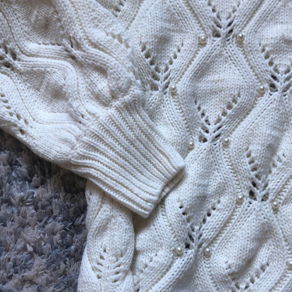 Sweater - Picture 3 of 5